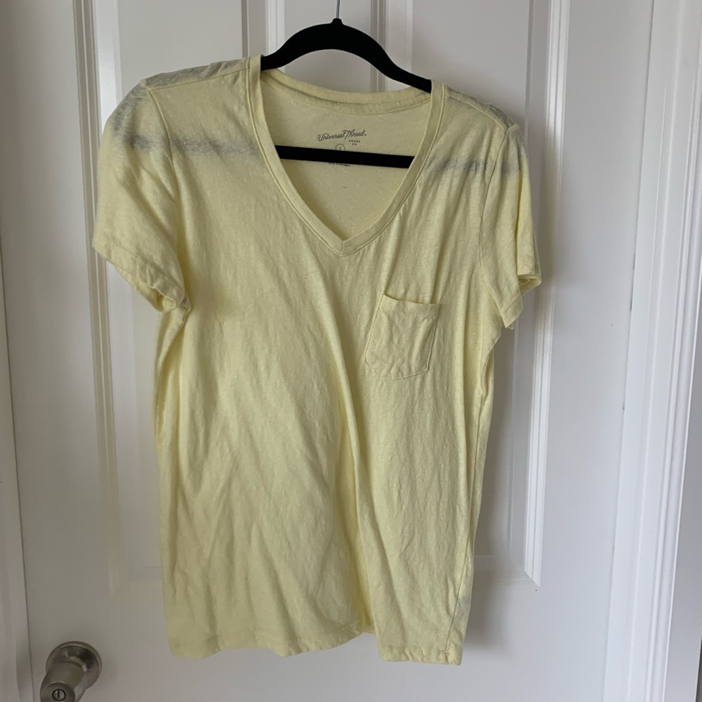 Universal thread Monterey t shirt yellow S small